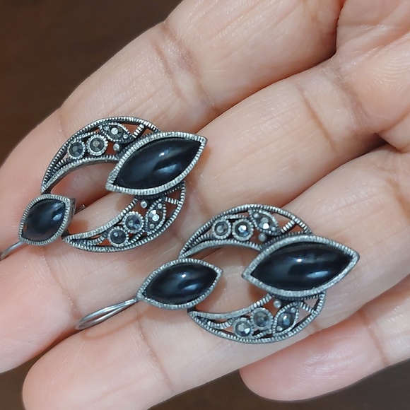 Vintage Victorian Gothic Open French Wire Drop Earrings Marcasite Faux Stone - Picture 2 of 4